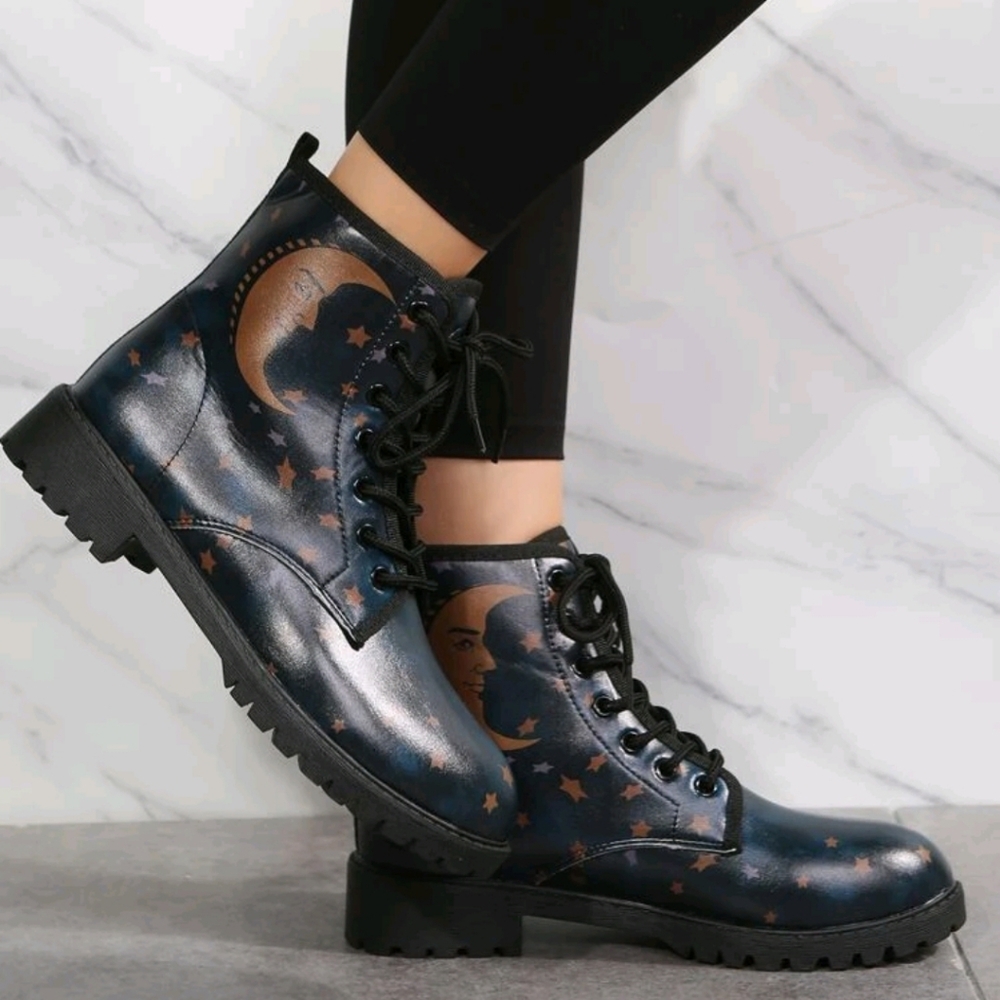 NWOT galaxy hi top combat boot celestial blue shoes size 41 moto style